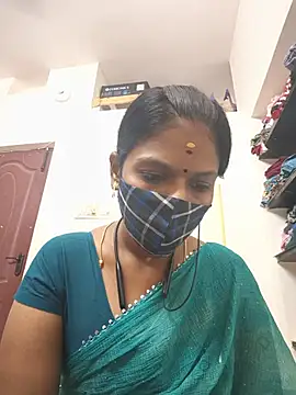 Tamil_Yalini12's Webcam Show
