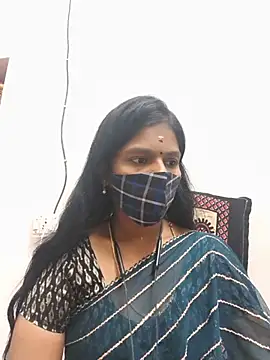 Tamil_Yalini12's Live XXX Chat