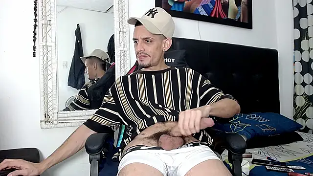 Latin26cm 网络视讯表演
