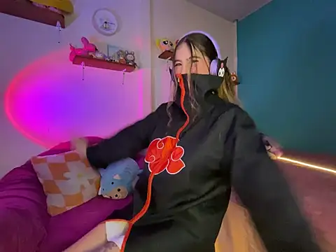 Miyupeach_ – Kamerová šou