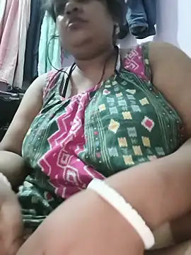 Deborbhavi222 Show in webcam
