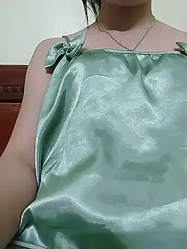 little-green-sprout's Webcam Show