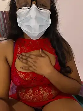 צ'אט XXX בשידור חי של sexybolegirl