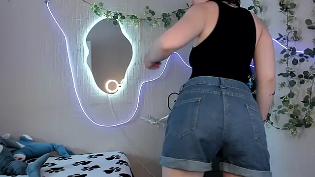 Elastikisss Adlı Modelin Canlı XXX Sohbeti