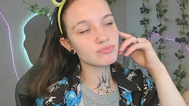 Elastikisss' Live XXX Chat