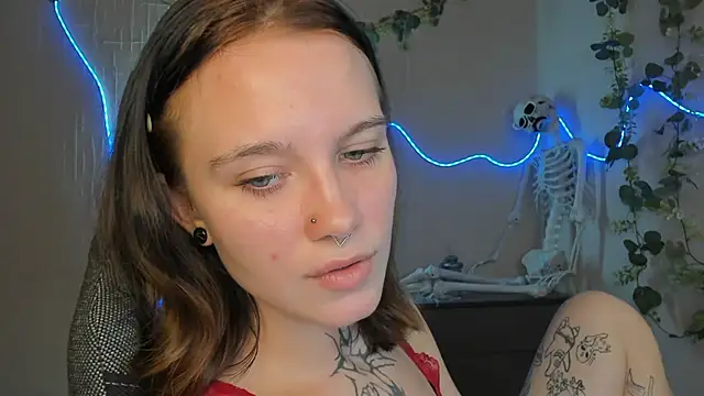 Elastikisss' Live XXX Chat