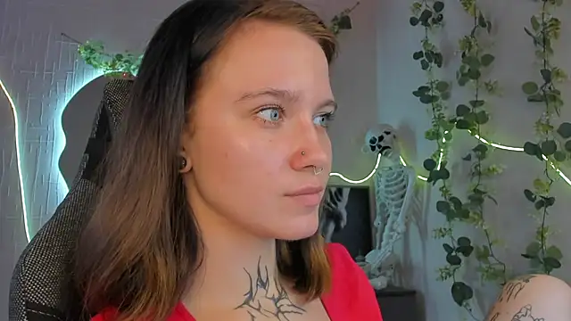 Elastikisss' Live XXX Chat
