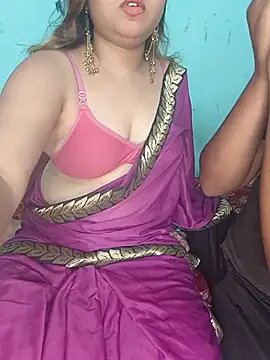 Midnight_Craving Show in webcam