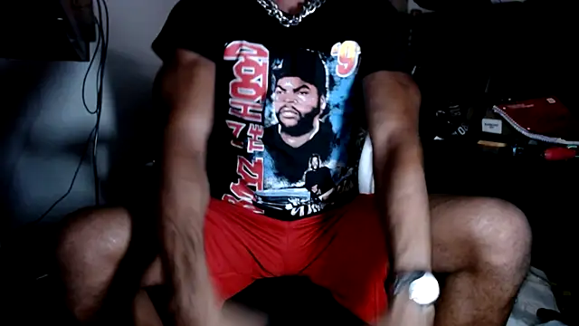214KingLonggg Show in webcam