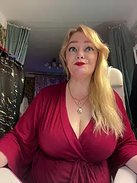 Sweet-blonde Adlı Modelin Canlı XXX Sohbeti