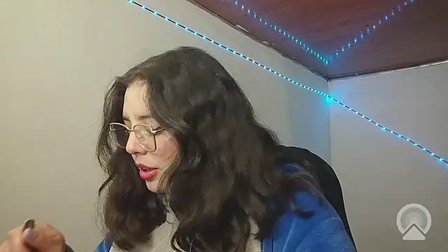 Pao_Ly Chat XXX in diretta
