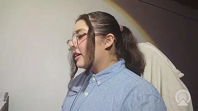 دردشة Pao_Ly الجنسية المباشرة