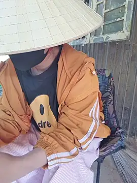 Helen-Tran Webcam Show