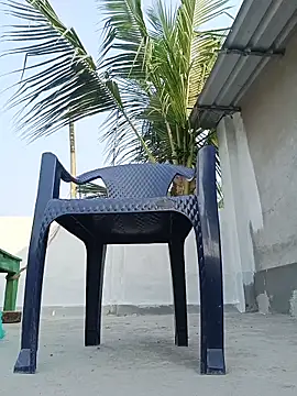 reya743 Show in webcam