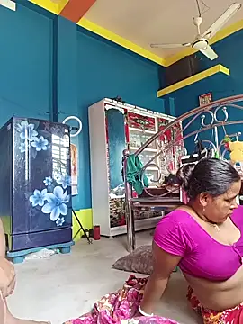 reya743 ওয়েবক্যাম শো