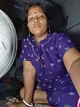reya743 Show Webcam