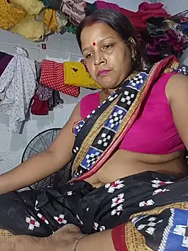 Chat XXX en directo de reya743
