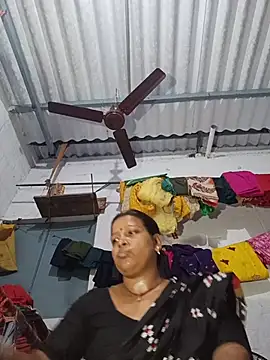 reya743 ওয়েবক্যাম শো
