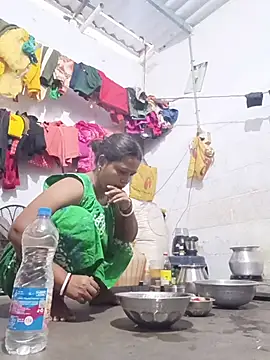 reya743 ওয়েবক্যাম শো