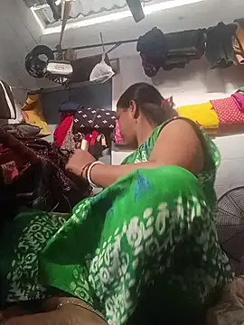 reya743 ওয়েবক্যাম শো