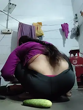 reya743 ওয়েবক্যাম শো