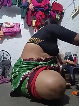 reya743 ওয়েবক্যাম শো