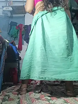 reya743 网络视讯表演