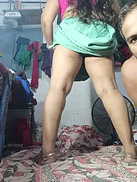 reya743 Webcam Show
