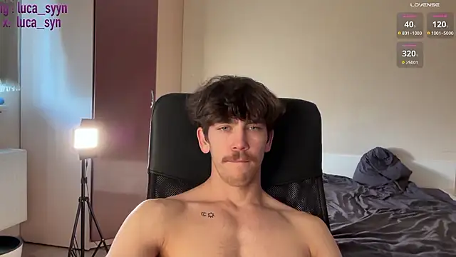 luca_syn Pertunjukan Webcam