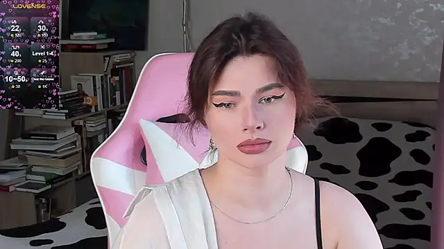 bbJ_one Adlı Modelin Canlı XXX Sohbeti