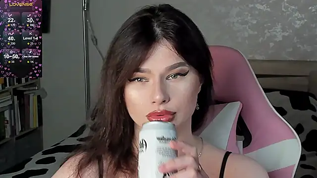 Chat +18 de bbJ_one ao vivo