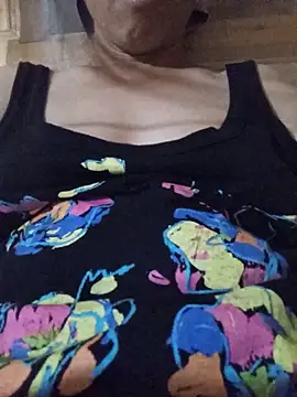 XXX chat uživo modela vtmbae