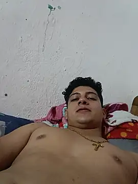 Show modela chuy_9999 na web-kameri