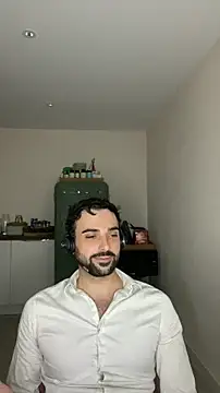 eauminerale Adlı Modelin Web Kamerası Şovu