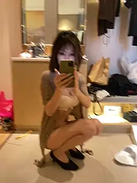 Sunflower-77 Show in webcam