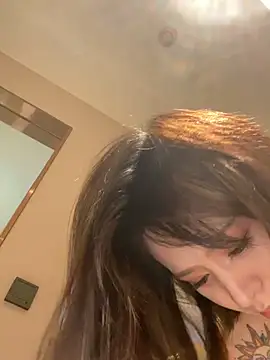Sunflower-77's Webcam Show