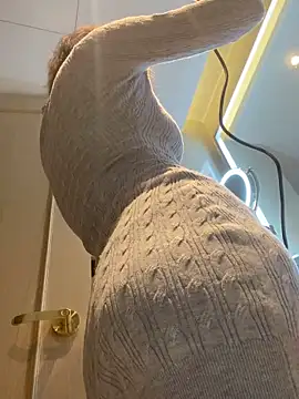 Sunflower-77 Webcamshow
