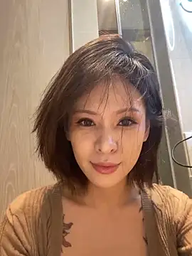 Sunflower-77's Webcam Show