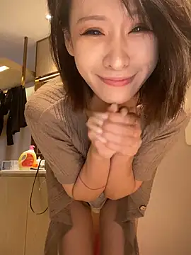 Sunflower-77 在線直播表演