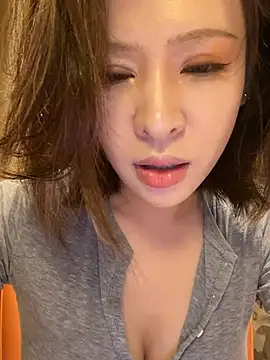 Sunflower-77's Webcam Show