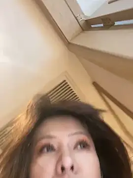 Sunflower-77 Show in webcam