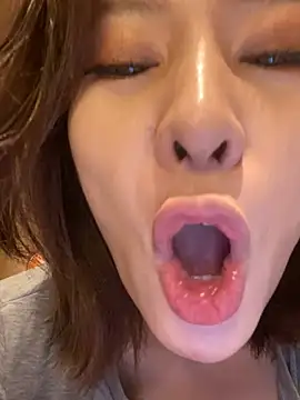 Sunflower-77's Webcam Show