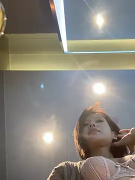 Sunflower-77's Webcam Show