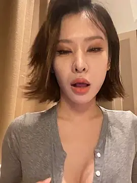 Sunflower-77 Show in webcam