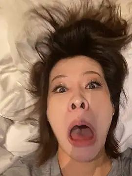 Sunflower-77 webcam show