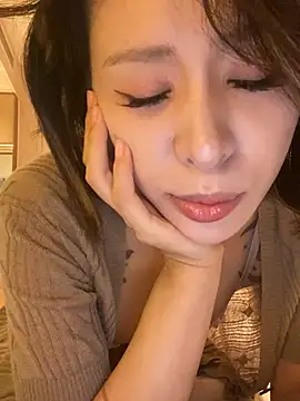 Sunflower-77 Webcamshow