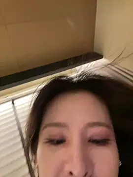 Sunflower-77 Webcam show