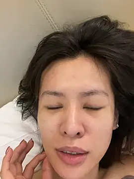 Sunflower-77 在線直播表演