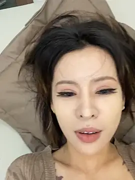 Sunflower-77 Show in webcam