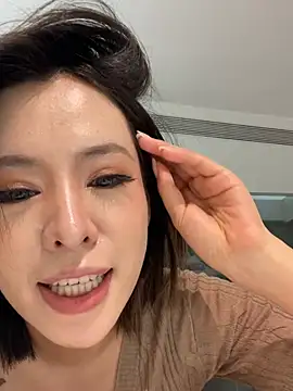 Jennyynn Webbikameraesitys